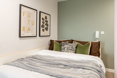 Silver Studio - Image 1